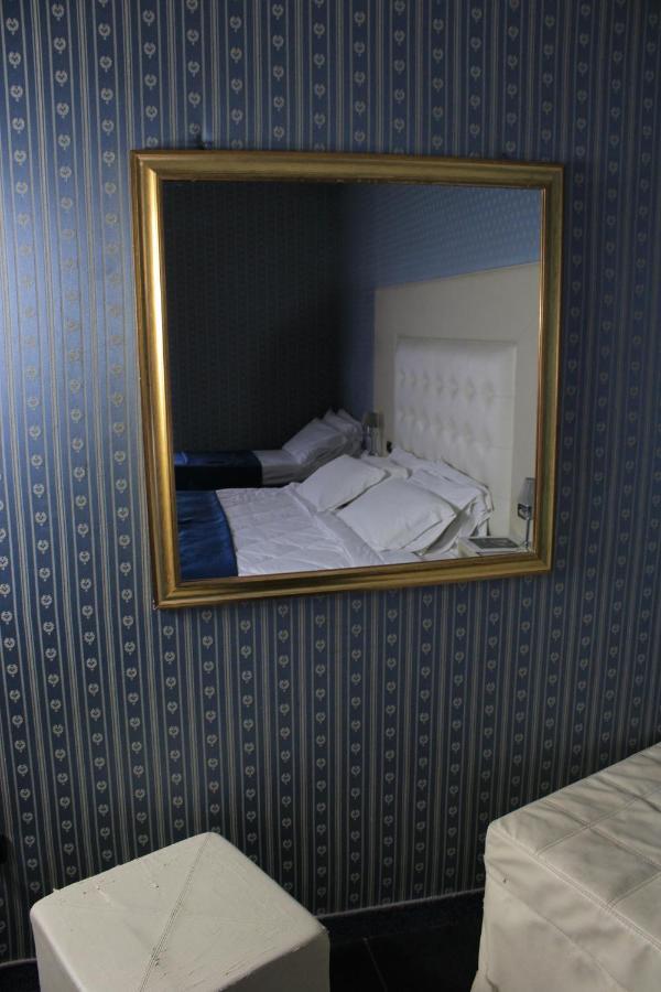 Guiren Dal 1959 Hotell Neapel Exteriör bild